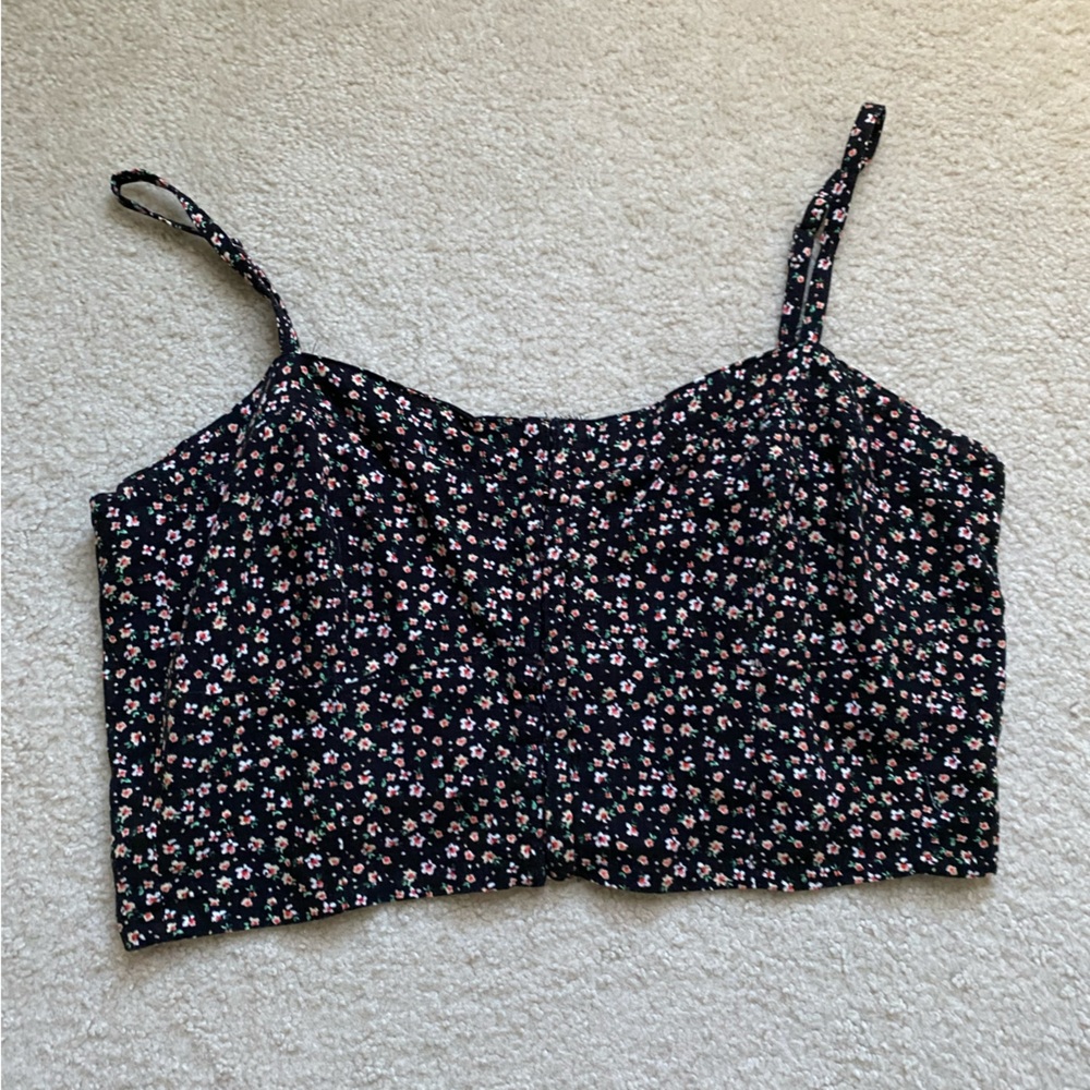 Aeropostale cropped shirt